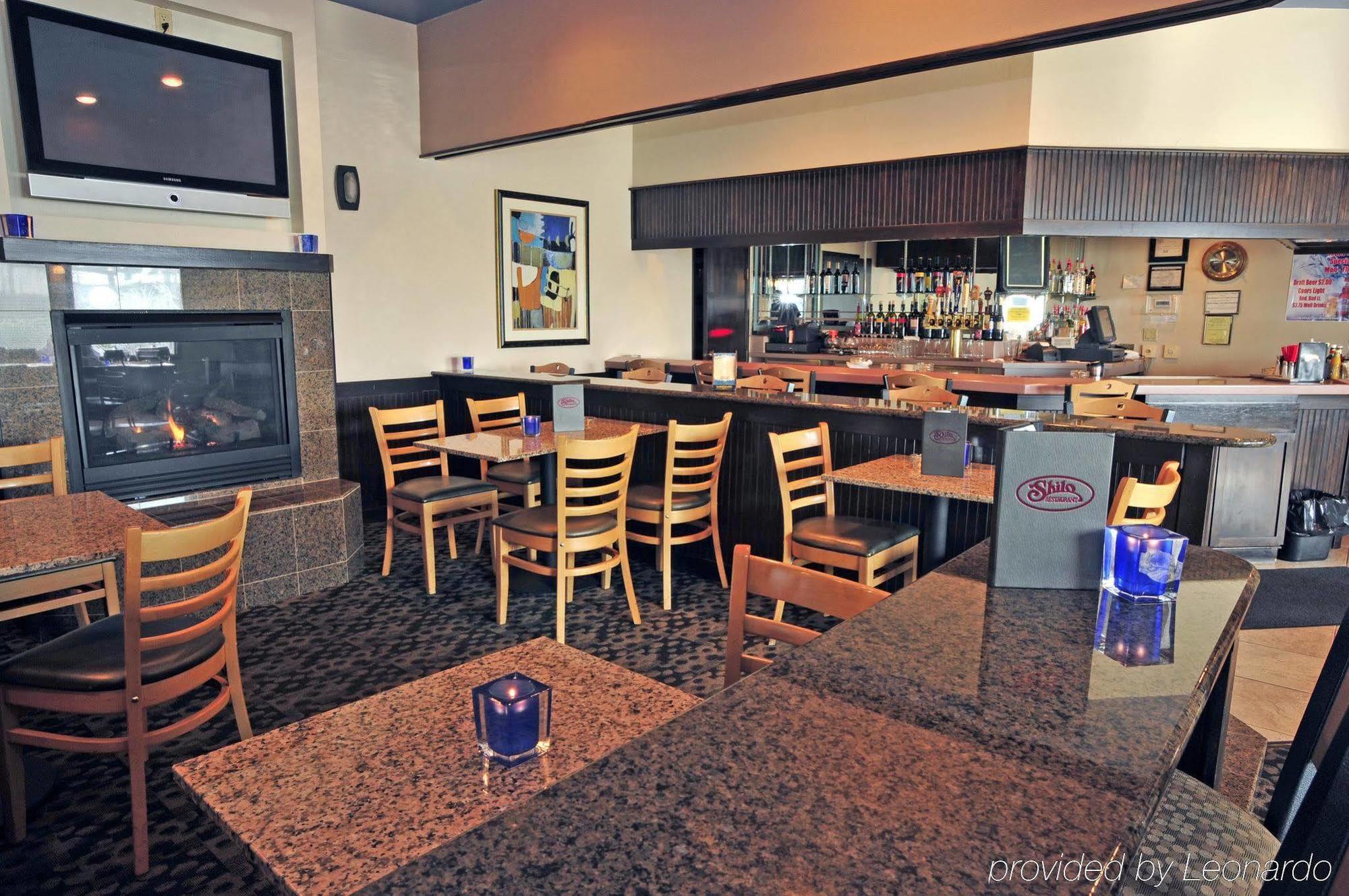 提拉穆克希洛套房酒店 蒂拉穆克 餐厅 照片